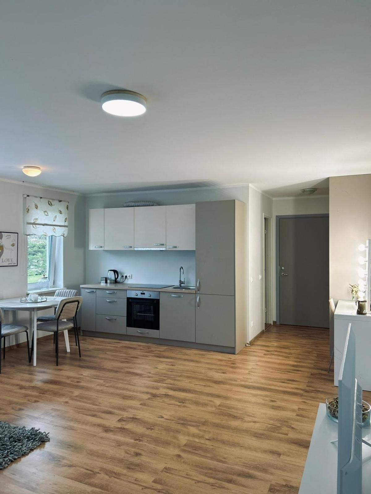 Armas Korter Suedames! Apartment