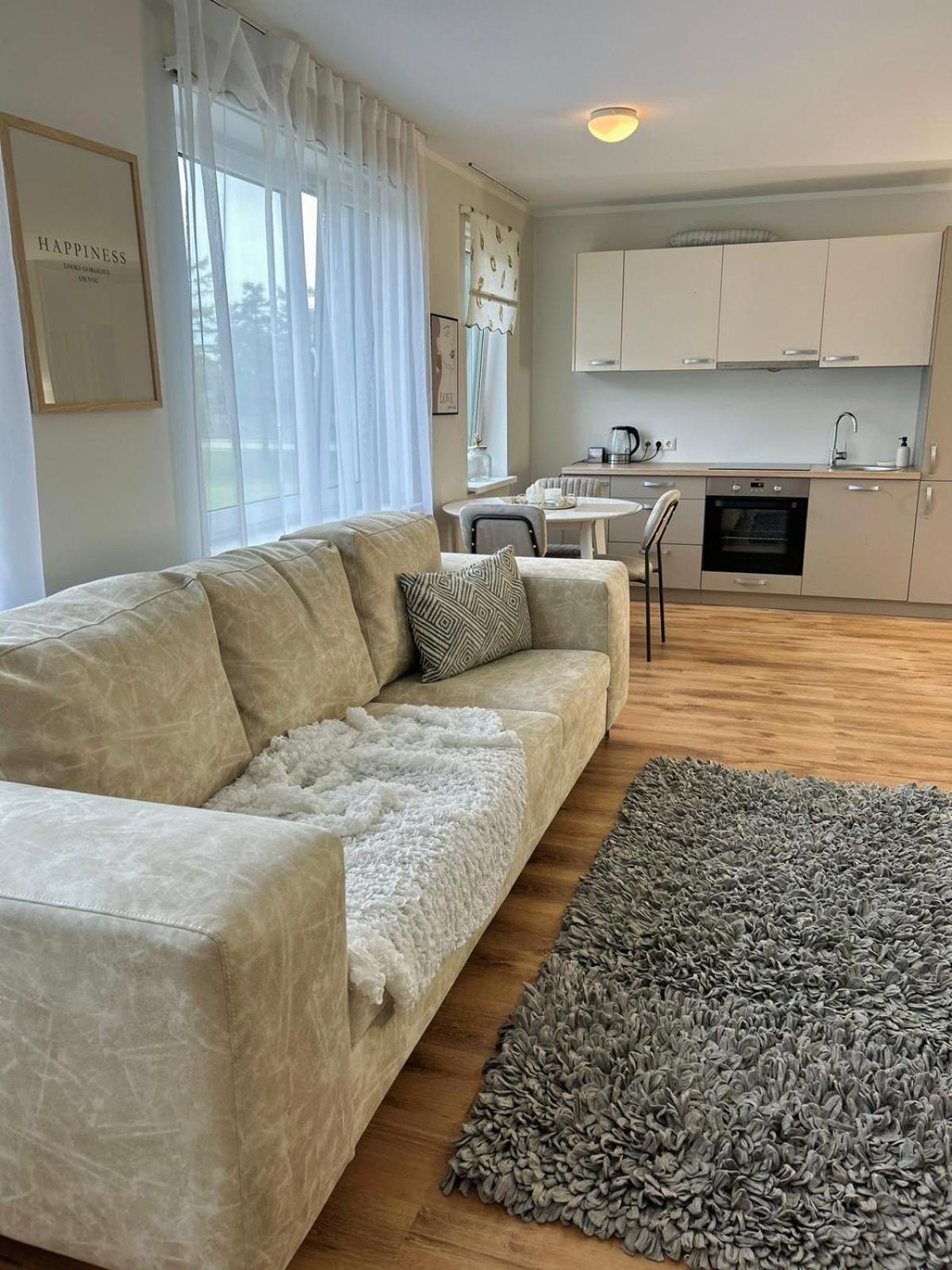 Apartment Armas Korter Suedames!